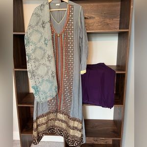 Pakistani 3 piece Shalwar Kameez Dress (M)